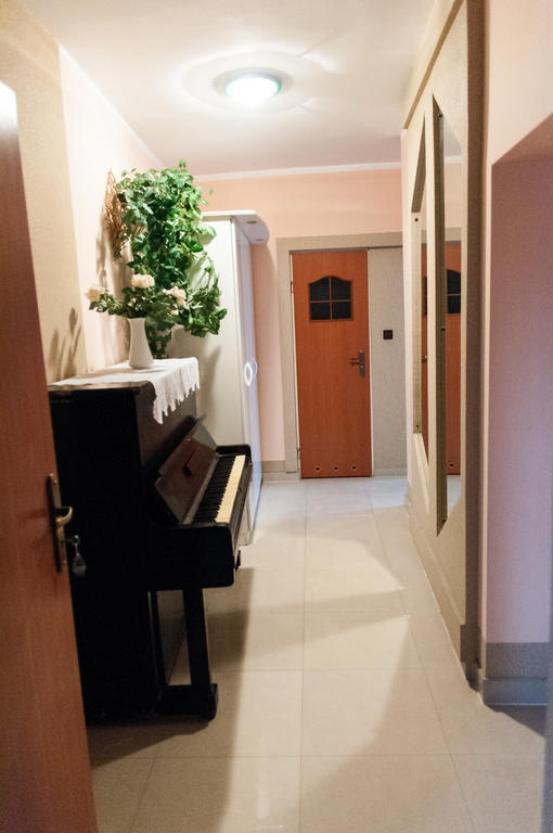 Uslugi Hotelarskie Las Vegas Międzyrzec Podlaski Kültér fotó