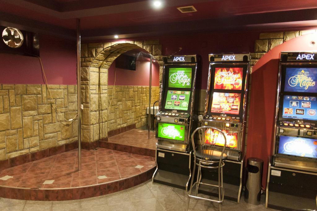 Uslugi Hotelarskie Las Vegas Międzyrzec Podlaski Kültér fotó